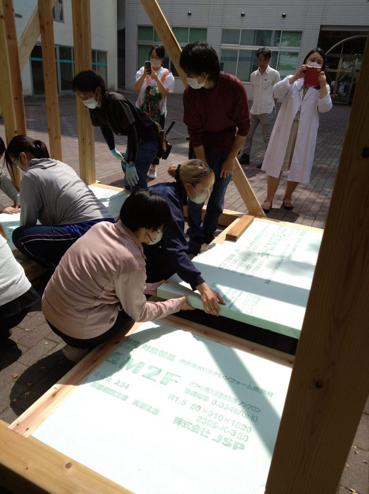 郡山女子大学家政学部建築デザイン専攻で２日間の集中講義を実施しました。