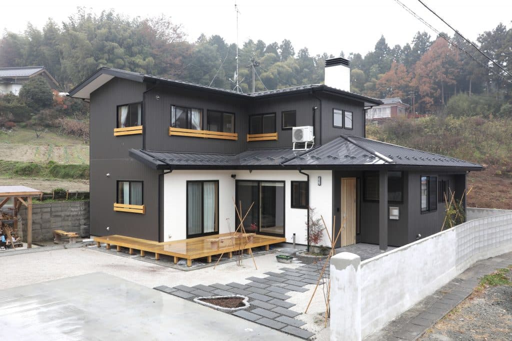 暮らしを守るリノベ術。台風に備える住まいづくりのヒント