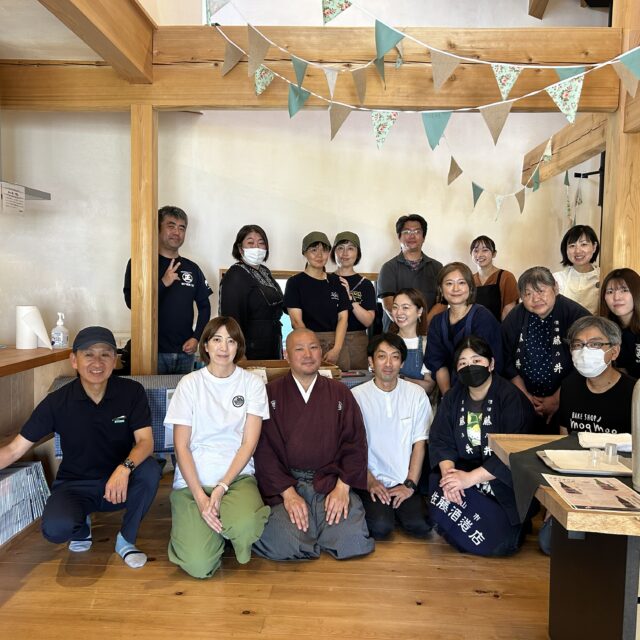 まどいの杜のマルシェを開催しました